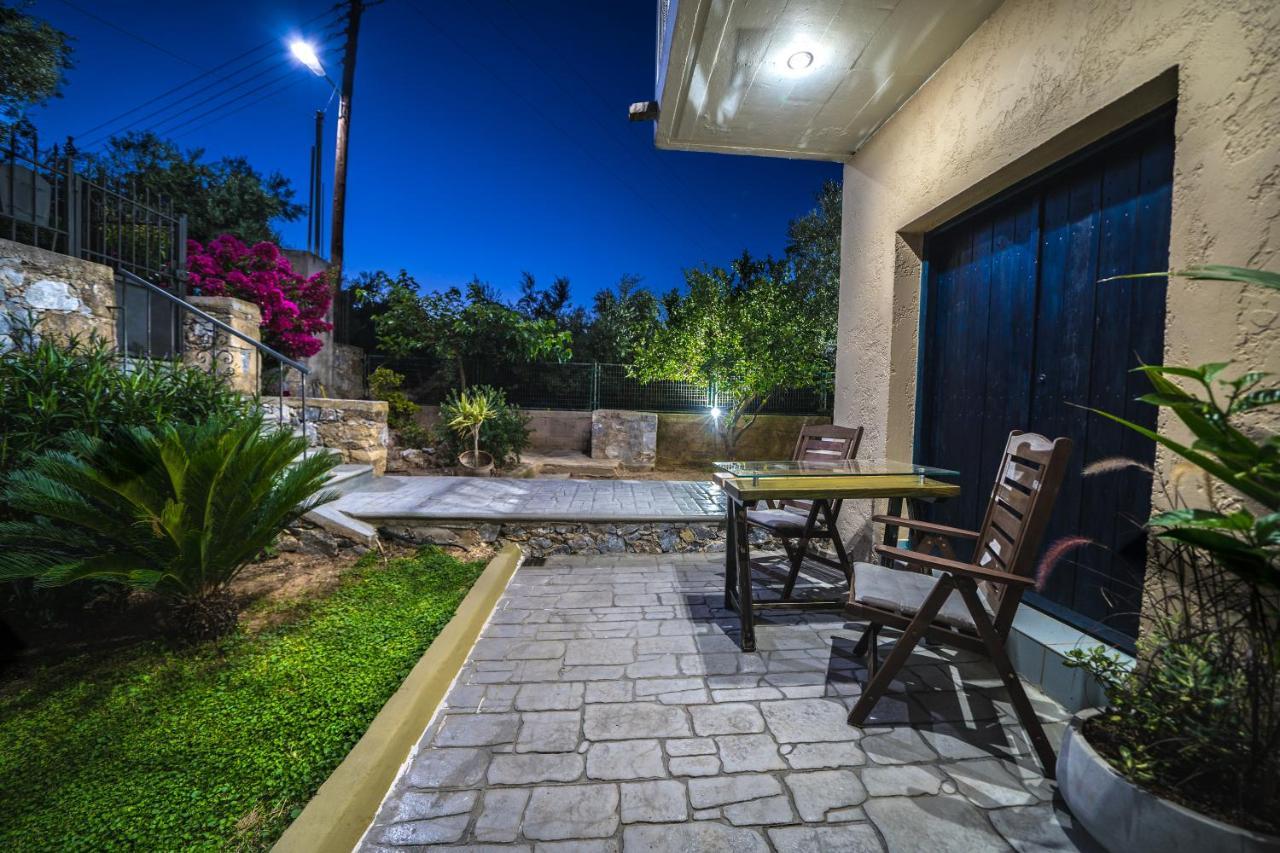 Petronila Luxury Villa With Heated Private Pool キサモス エクステリア 写真