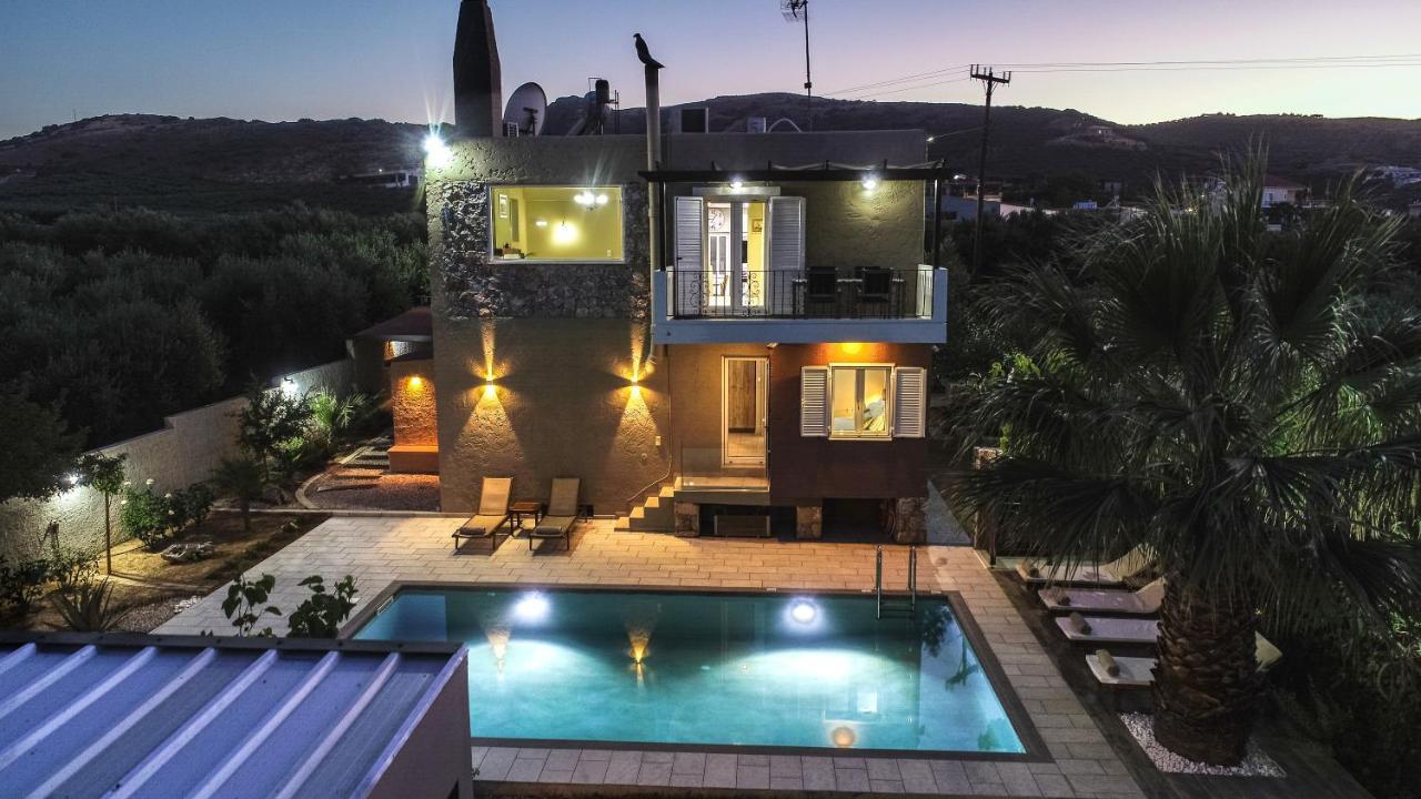 Petronila Luxury Villa With Heated Private Pool キサモス エクステリア 写真